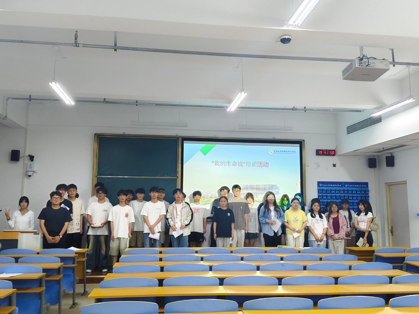 图示, 示意图
中度可信度描述已自动生成:ver1
